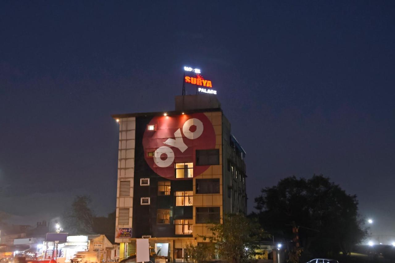 Oyo 10226 호텔 수리아 팰리스 Bhilai 외부 사진